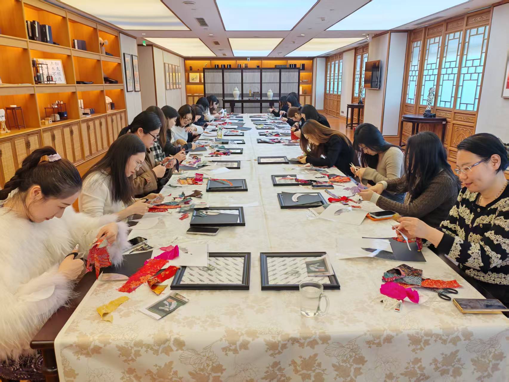 财信集团举办庆祝&ldquo;三八&rdquo;妇女节主题活动